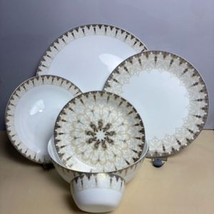سرویس آرکوپال ۲۶ پارچه ویولا عسلی