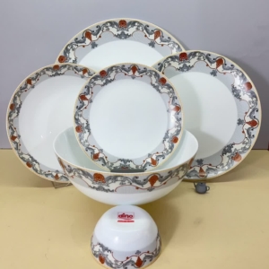 سرویس ۲۶پارچه آرکوپال‌.طرح سواژ کرم 