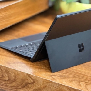 Microsoft Surface Pro 7+