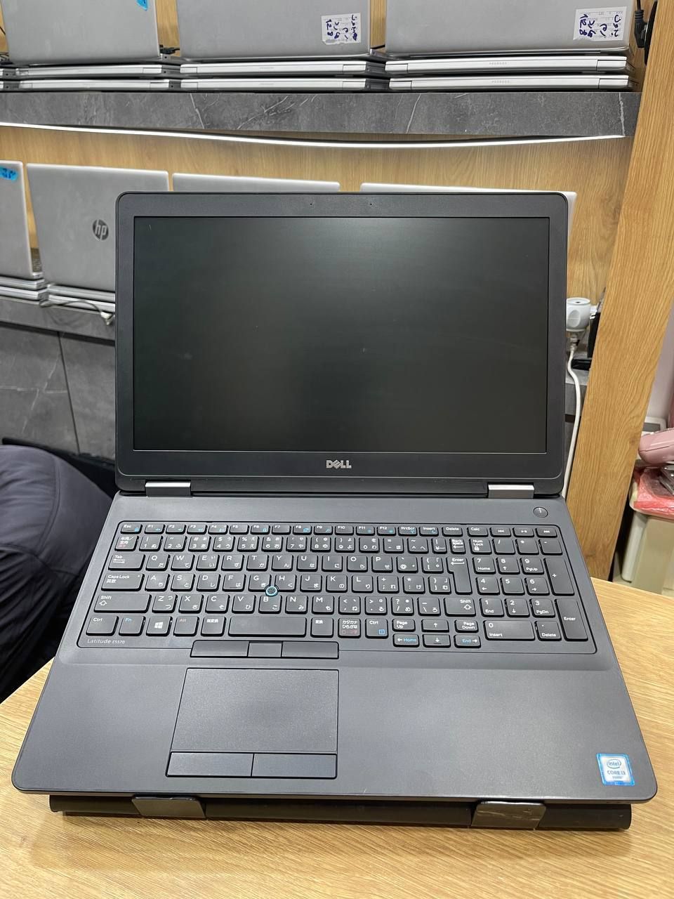 DELL LATATIUDE5570