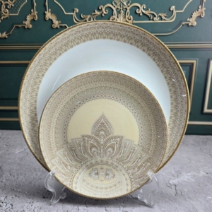 سرویس ۲۶ پارچه آرکوپال لیندا طلایی