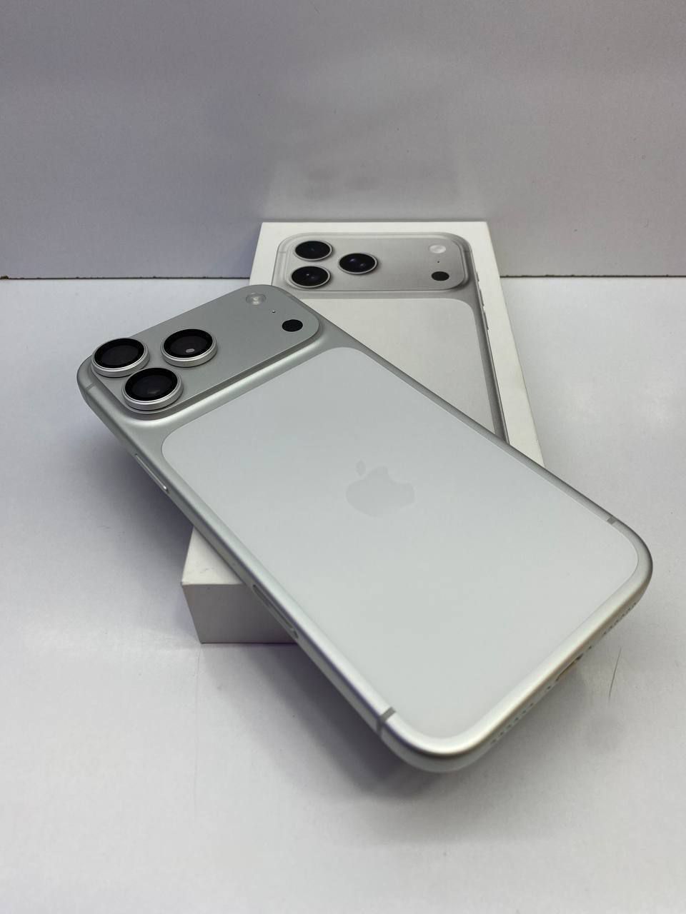 Iphone 17 pro max (512)