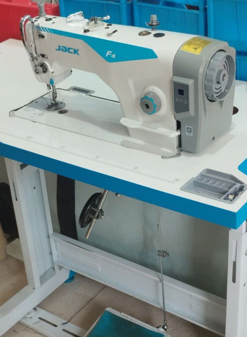 چرخ خیاطی صنعتی جک F4