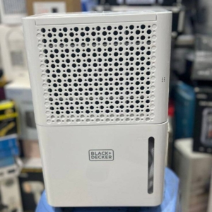 رطوبت‌گیر ۱۲ لیتری BLACK+DECKER