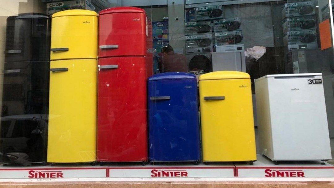 یخچال ویترینی و هتلی سینجر آلمان 7فوت مدل R2