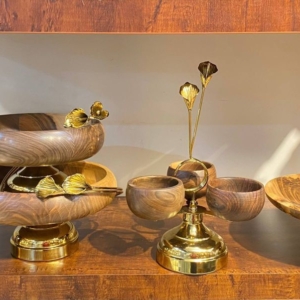 سرویس پذیرایی ۵پارچه لیلیوم چوب