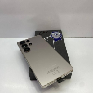 Samsung S25 ultra (256)ram8