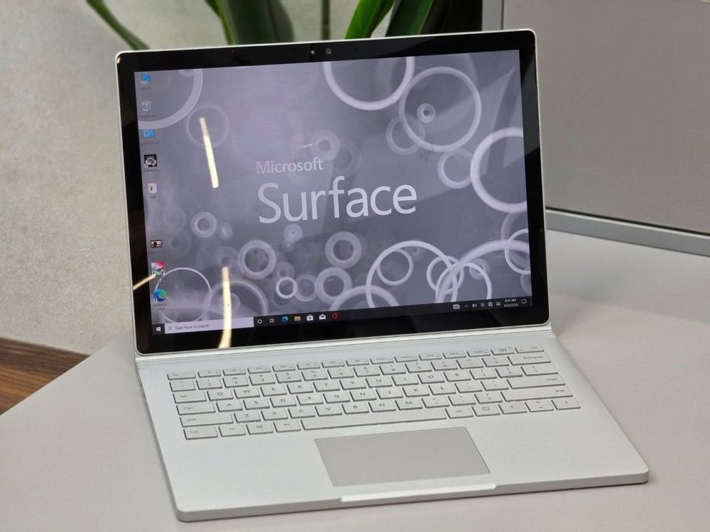 Microsoft Surface Book 2