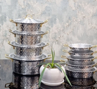 سرویس ۱۳ پارچه چکشی بزرگ دسته طلایی دالبری