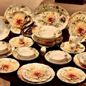 سرویس ۳۰پارچه ۶نفره چینی الیزابت 