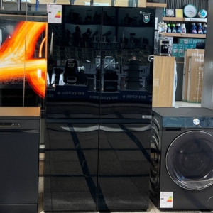یخچال فریزر چهار درب هایسنس | مدل RQ5G728NAB