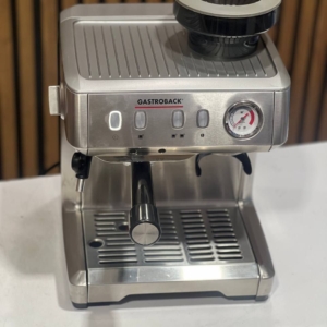 اسپرسوساز نیمه‌حرفه‌ای با آسیاب گاستروبک Gastroback 42624 Design Espresso Advanced Barista