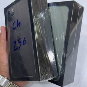 Iphone 11 pro max (256)cha