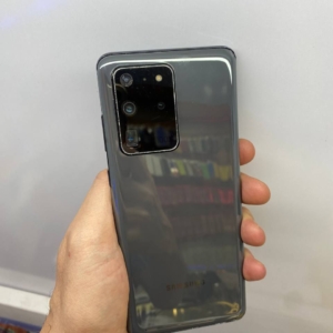Samsung S20 ultra (128) ram12
